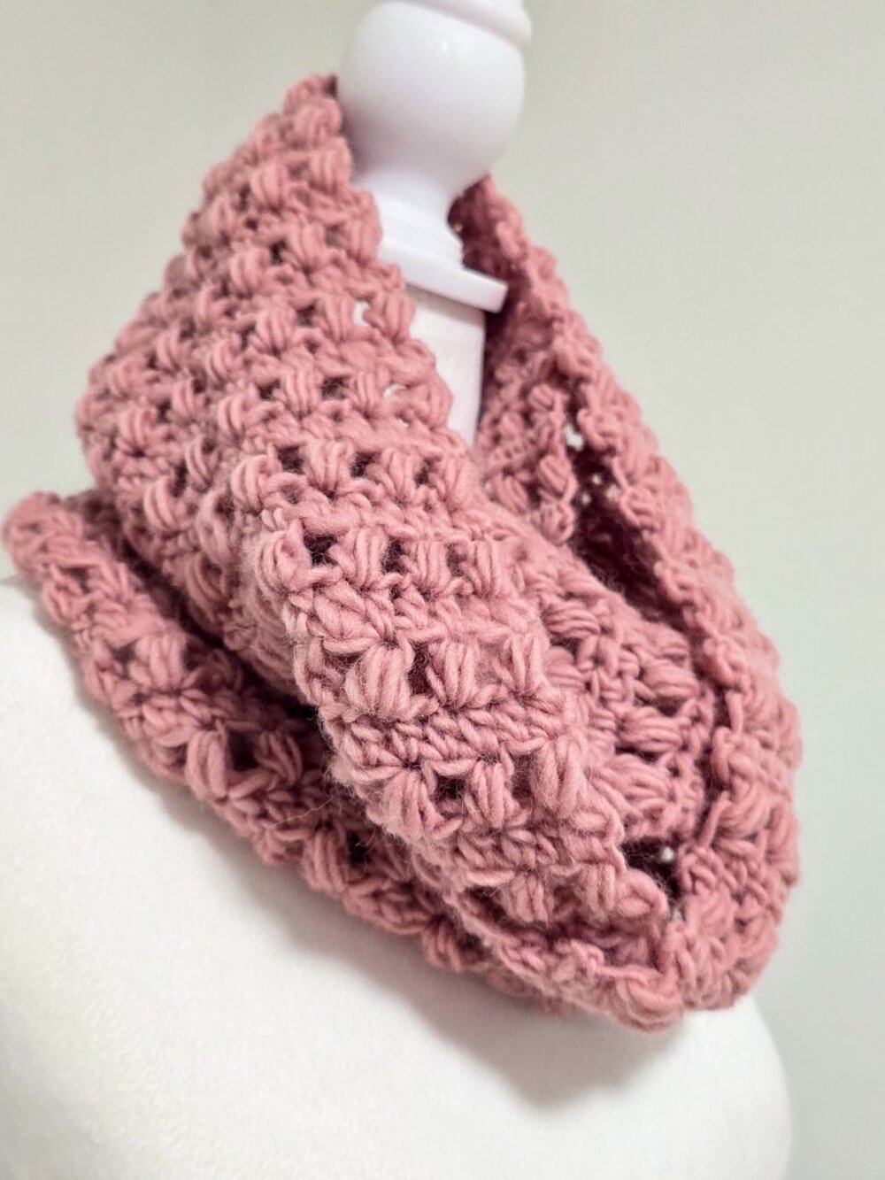 Handmade 100% Wool Crochet Infinity Scarf | Dusty Rose Puff Stitch Cowl